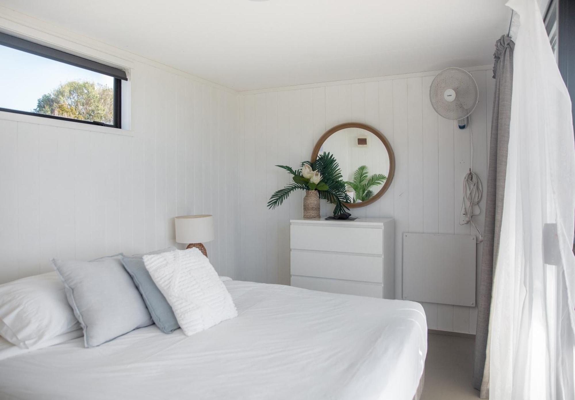 Aotearoa Surf Eco Pods 호텔 Te Arai 외부 사진