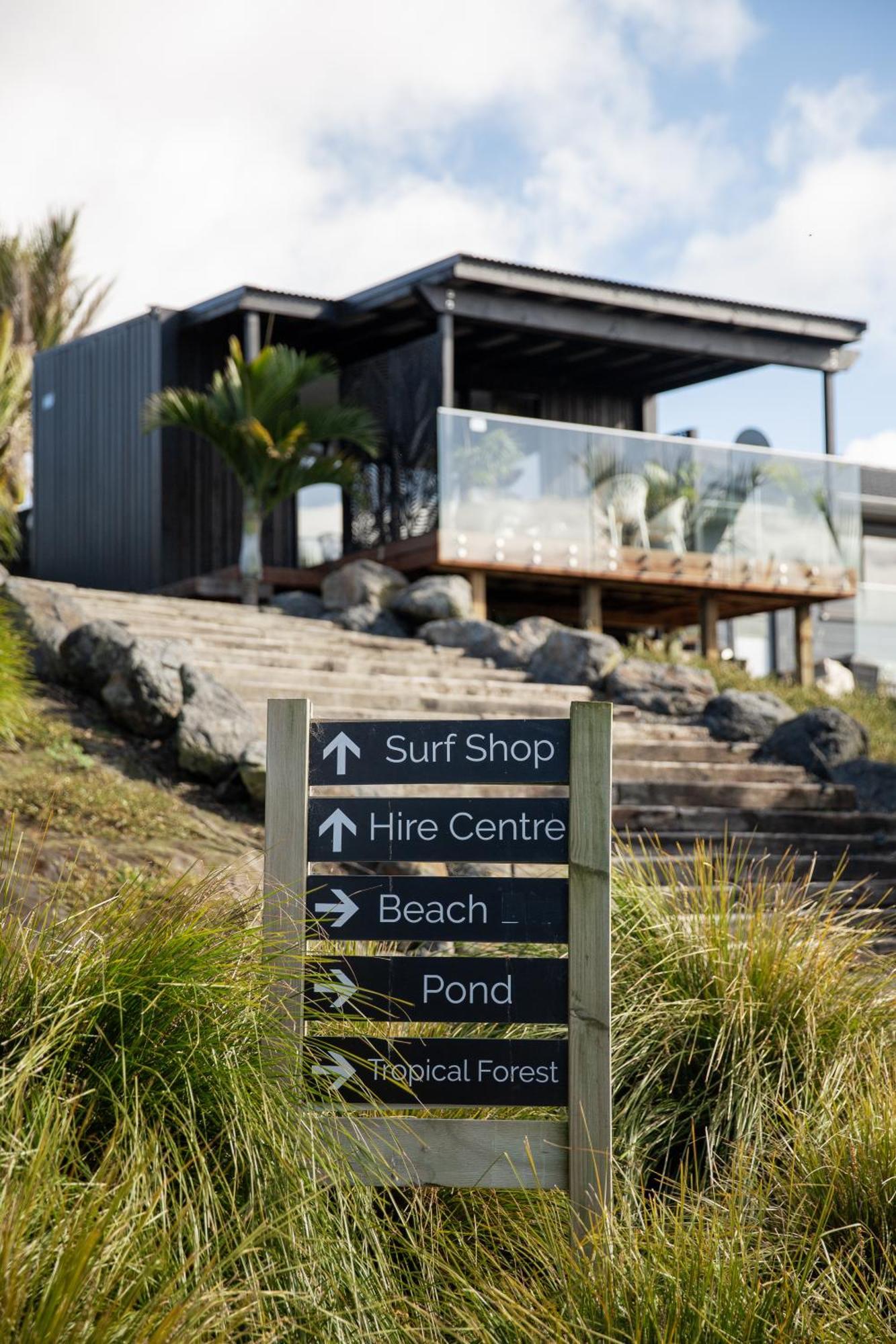 Aotearoa Surf Eco Pods 호텔 Te Arai 외부 사진